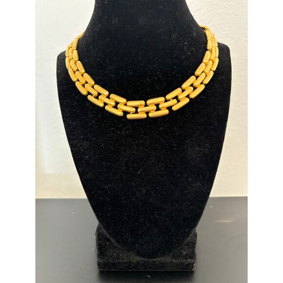 Vintage Chunky Collar Necklace Gold Tone - Picture 2 of 5